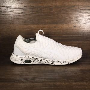 ASICS Men’s HyperGEL Kenzen White Athletic Sneakers